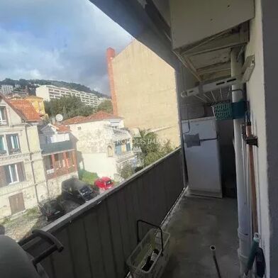 Appartement 4 pièces 220000 €