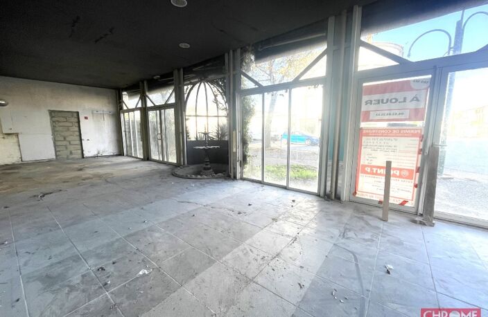 LOCAL COMMERCIAL 180M2 MARMANDE — photo 3