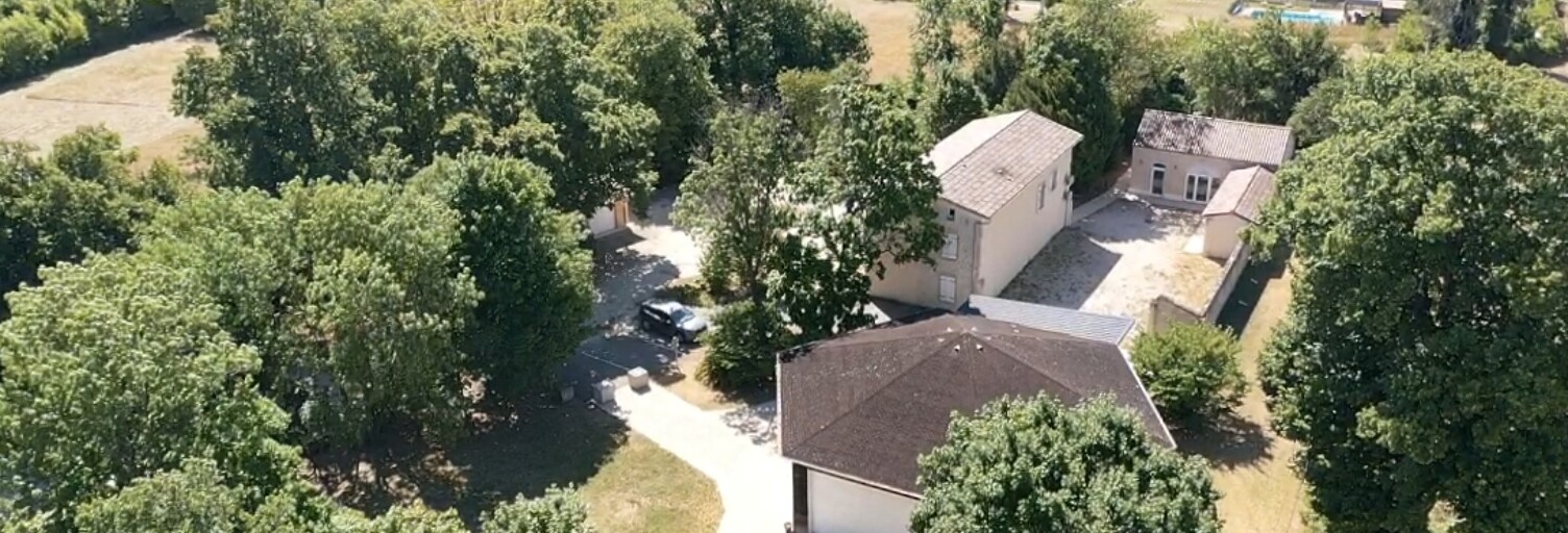 Immeuble  454 m² à vendre à Crest (26400)