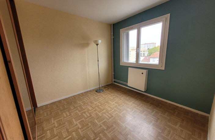 COMPIEGNE - Appartement 4 pièces - Sh 80m² — photo 2