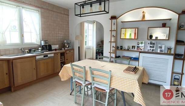 Villa / Maison 5 pièces  à vendre Croix-Chapeau 17220