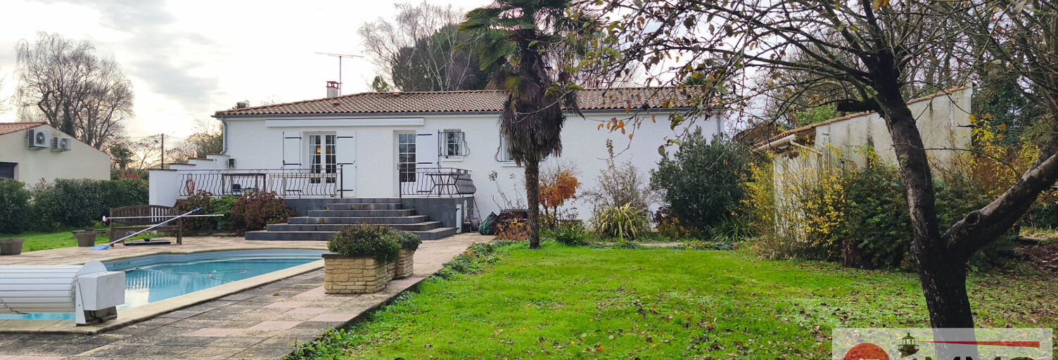 Maison 5 Pièces 142 m² à vendre à Croix-Chapeau (17220)