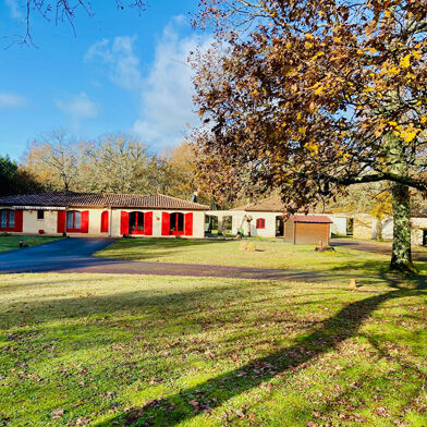 Maison 8 pièces 449000 €