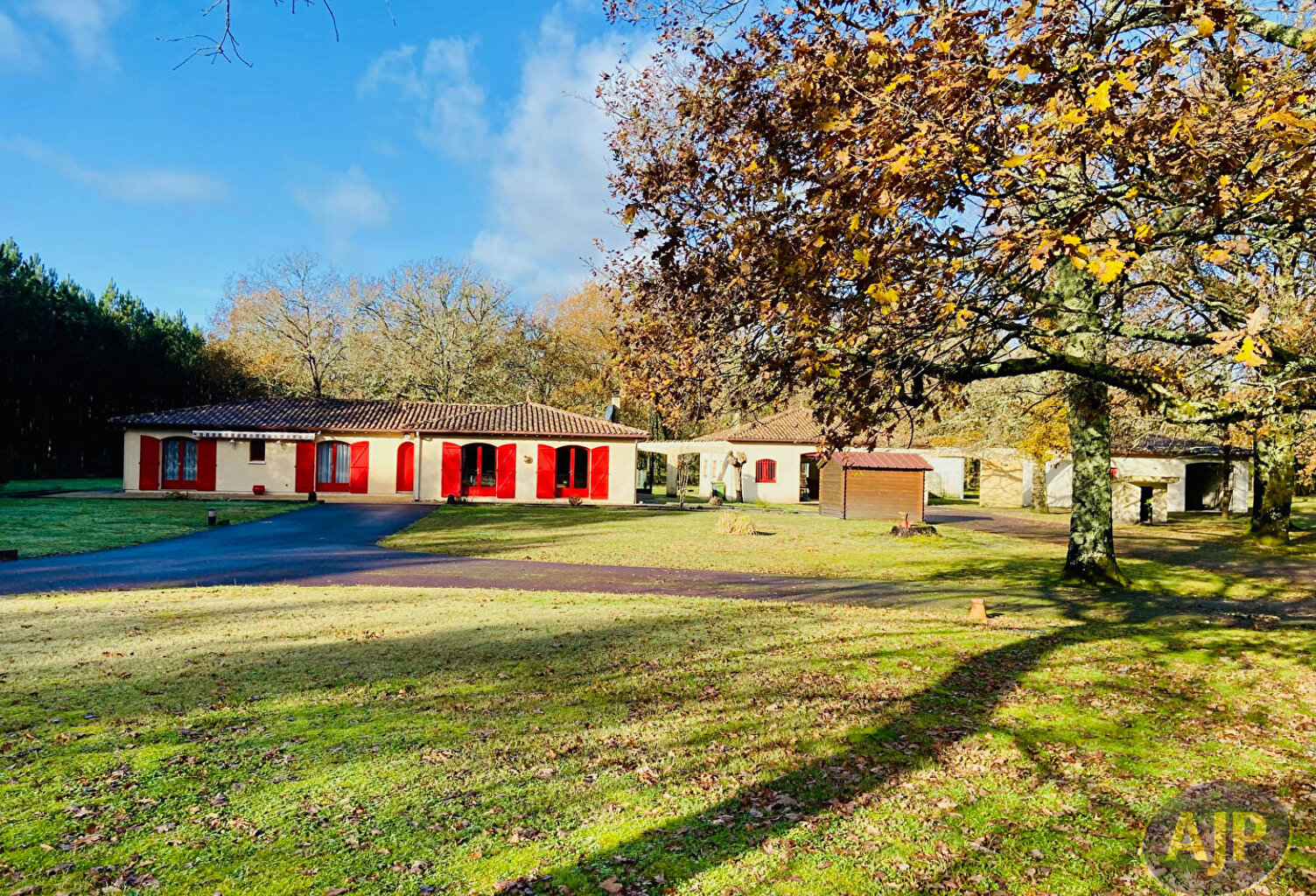 Propriété de charme sur 5ha de terrain ! — photo 1