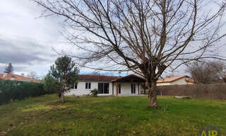 Maison 4 Pièces 118 m² à louer à Avensan (33480)