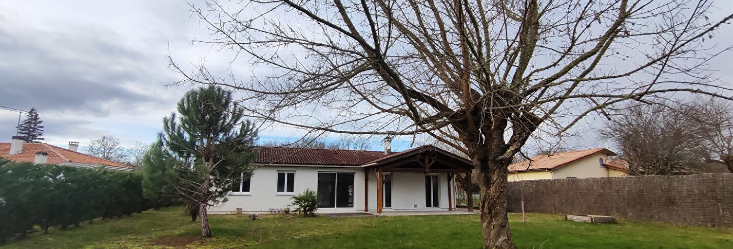 Maison 4 Pièces 118 m² à louer à Avensan (33480)