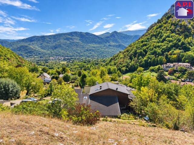 Maison 8 pièces 289 m² à Tarascon-sur-Ariège — photo du bien