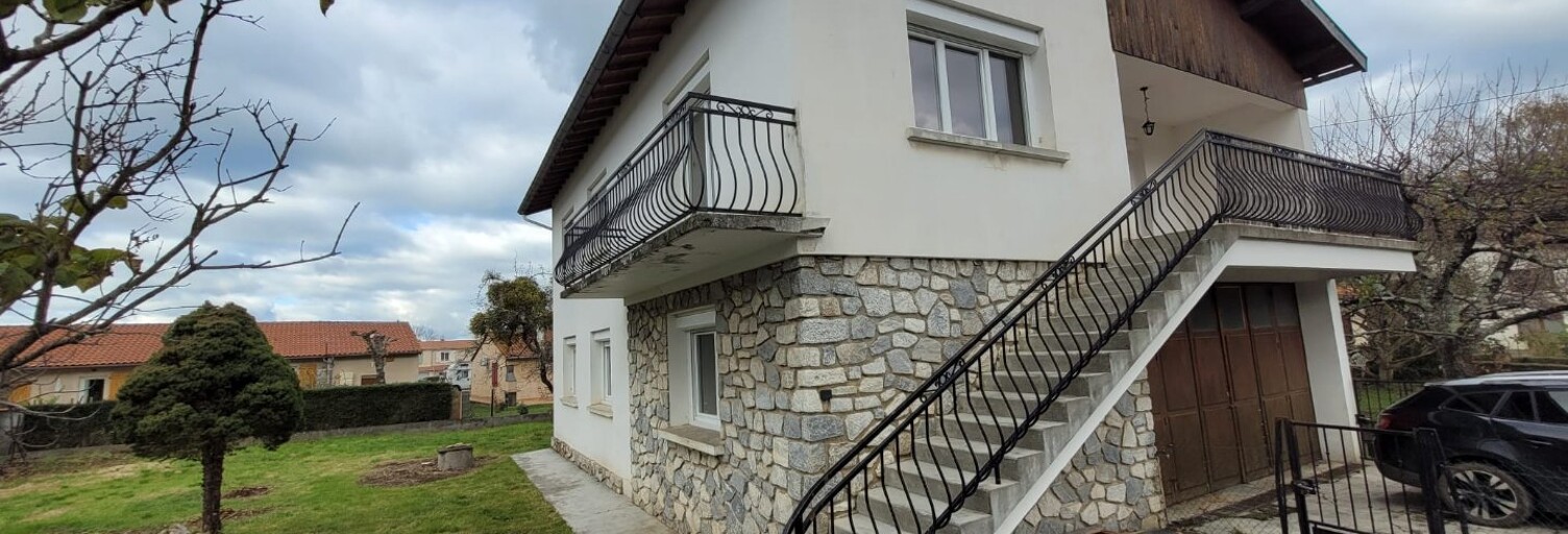 Maison 4 Pièces 104 m² à louer à Saint-Girons (09200)