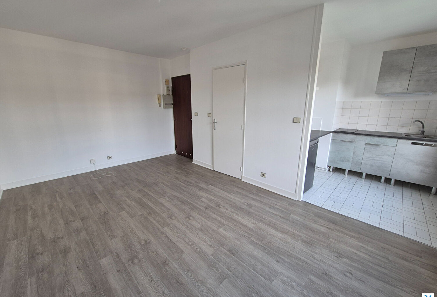 F1 24 m² AVEC ASCENSEUR - ROUEN QUAI DE SEINE VIEUX MARCHE — photo 1