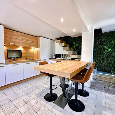 Maison 6 pièces 379000 €