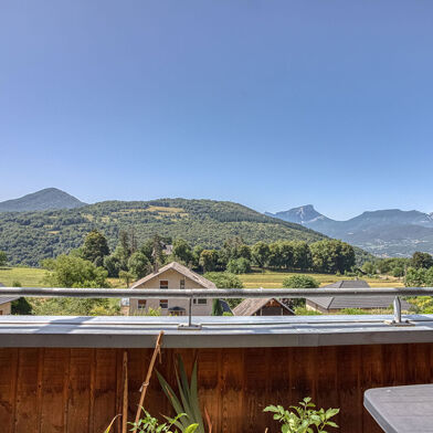 Appartement 3 pièces 255000 €