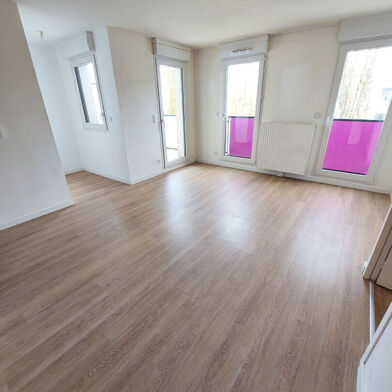 Appartement 2 pièces 648 €