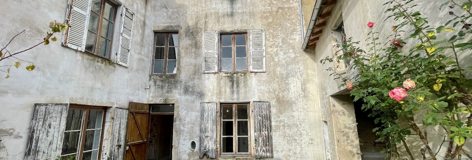 Maison 7 Pièces 161 m² à vendre à Chef-Boutonne (79110)