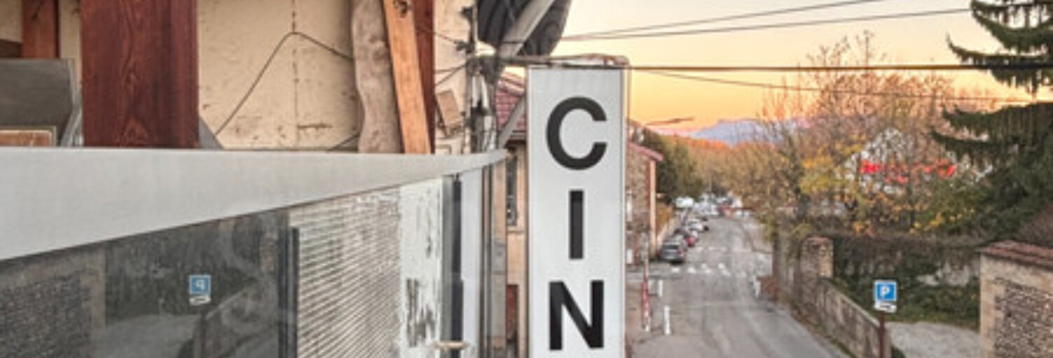 Immeuble   m² à vendre à La Côte-Saint-André (38260)