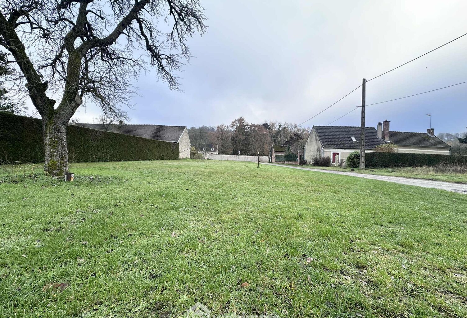 Terrain à bâtir - 802m² - VORGES — photo 1