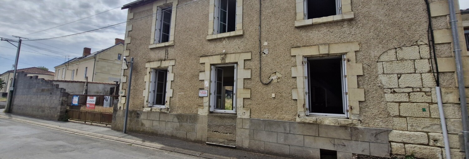 Maison 6 Pièces 138 m² à vendre à Saint-Martin-de-Mâcon (79100)