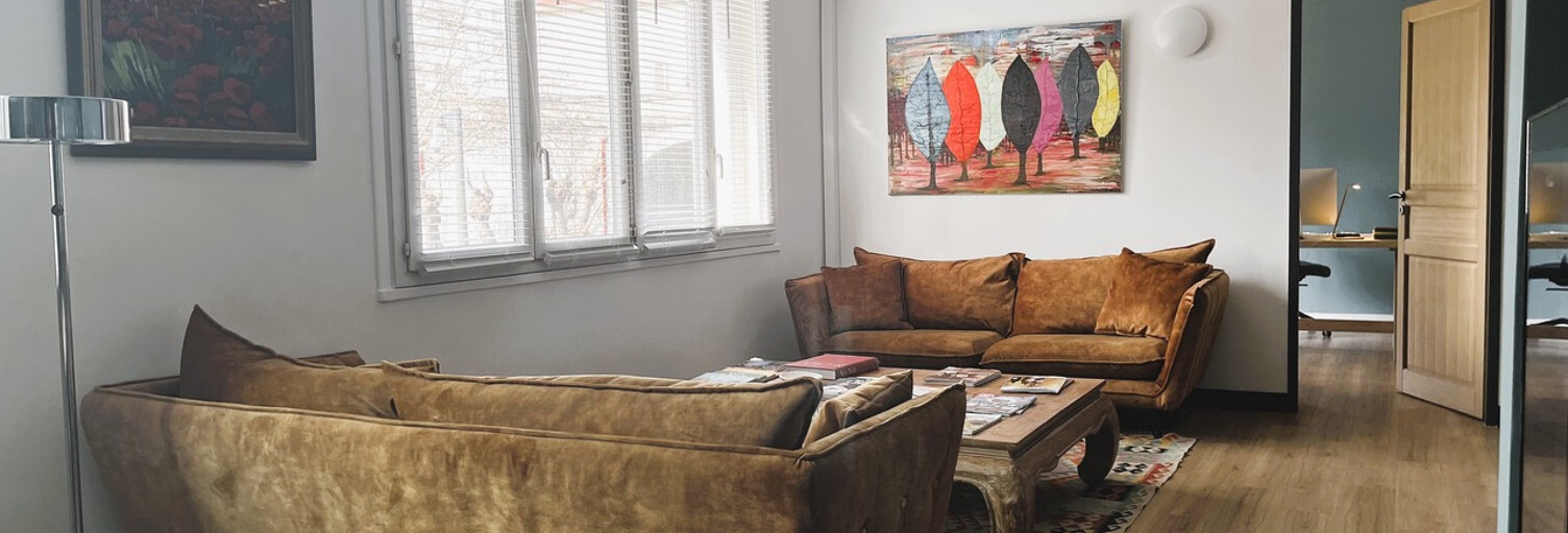 Bureau 10 Pièces 235 m² à vendre à Nîmes (30000)