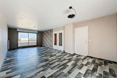 Appartement 5 pièces 377000 €