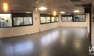 Bureau  99 m² à louer à Aix-en-Provence (13290)
