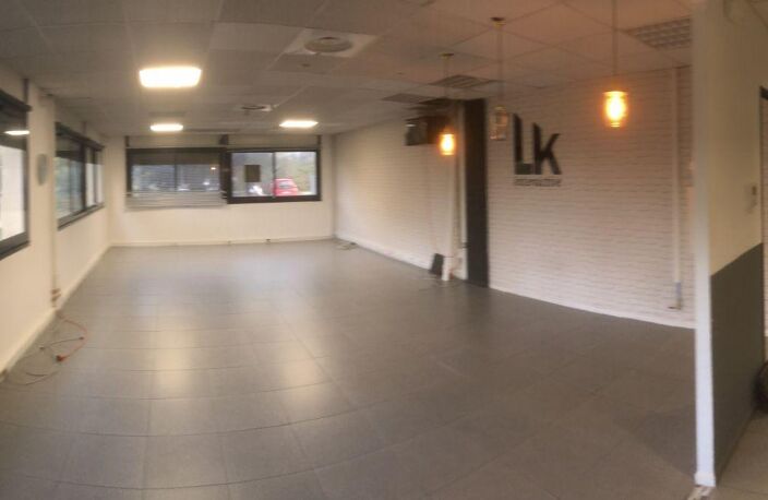 Location Bureaux 90 m&sup2; — photo 4
