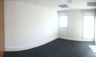 Bureau  99 m² à louer à Aix-en-Provence (13290)