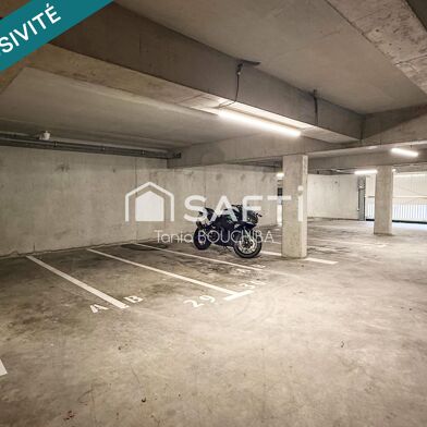 Garage  16000 €