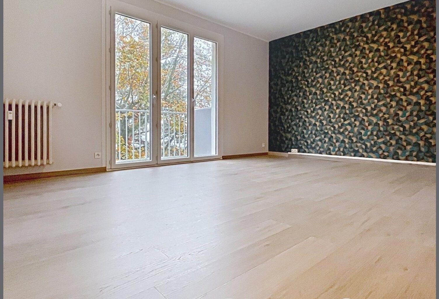 N'hésitez pas à regarder la vidéo du bien — photo 1