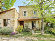 Ensemble immobilier de 281 m2 habitables et 740 m2 de bâtiments annexes — photo 3