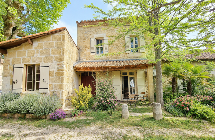 MAISON FAMILIALE DE 280 M2 SUR 1500M2 DE PARCELLE — photo 2