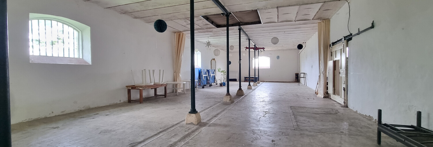 Garage   m² à vendre à Comps (30300)