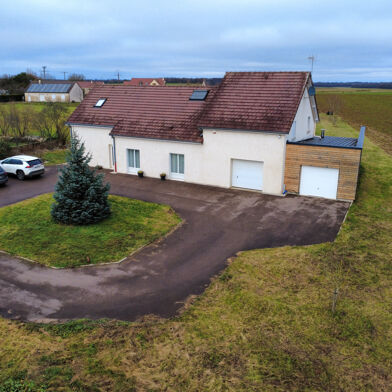 Maison 7 pièces 349000 €