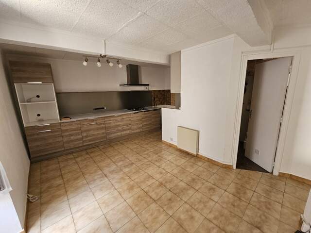 Maison de ville de 3 pièces principales — photo du bien