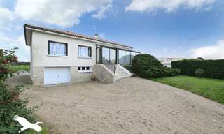 Maison 5 Pièces 98 m² à vendre à La Rochefoucauld-en-Angoumois (16110)