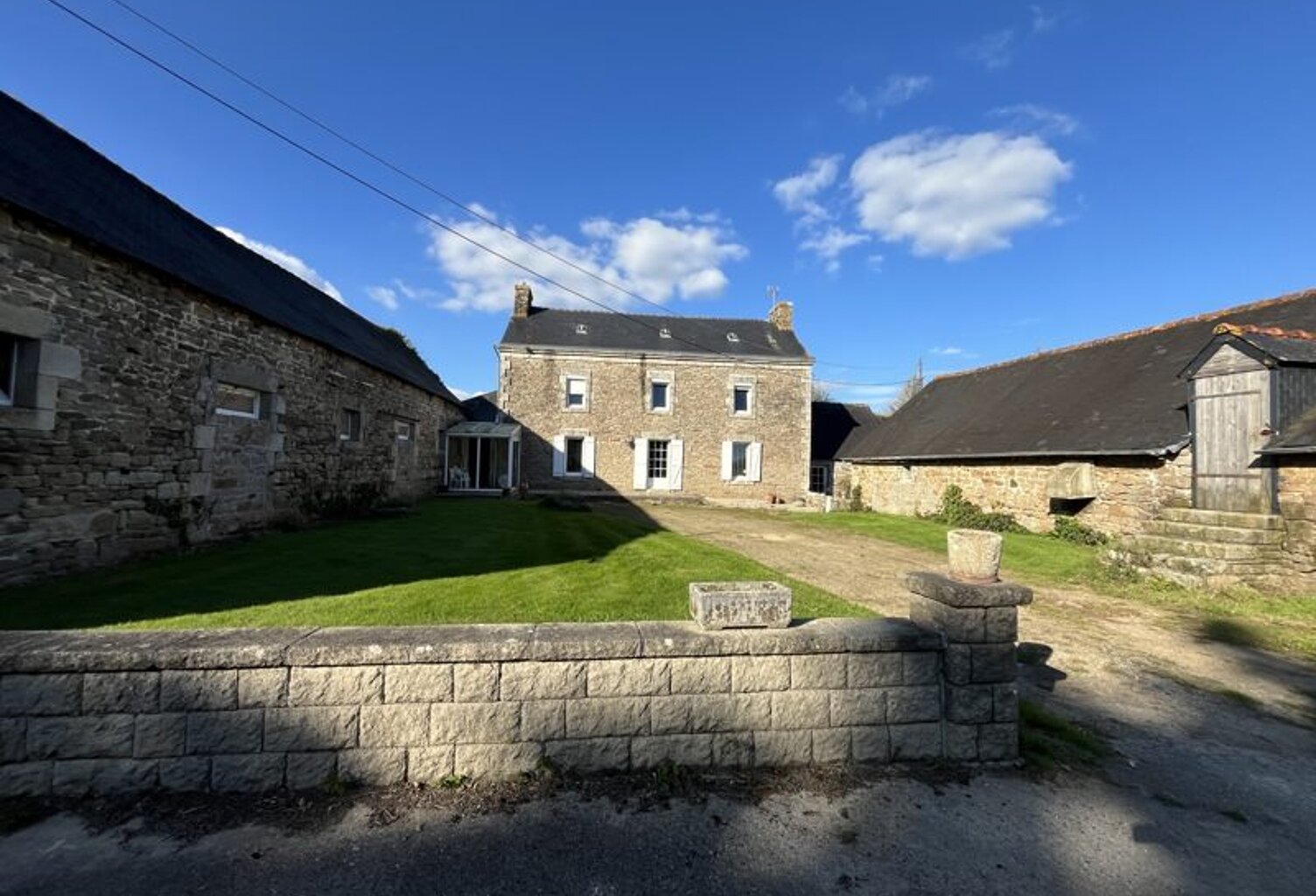 Corps de Ferme de 8 pièces principales — photo 1