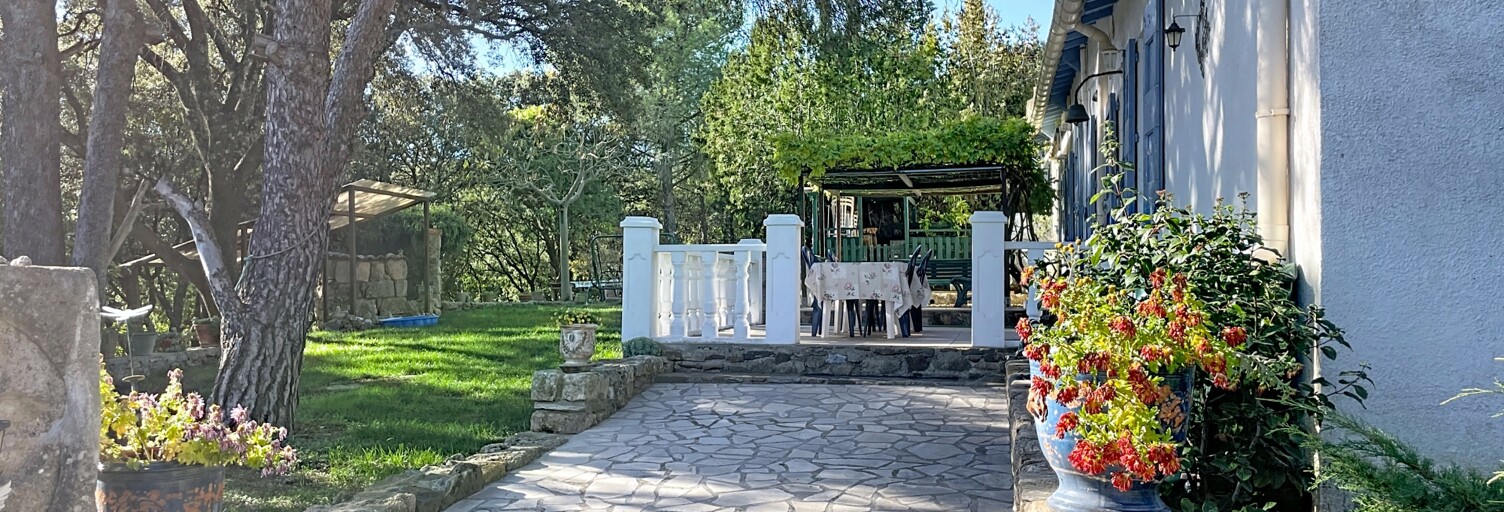 Maison 7 Pièces 248 m² à vendre à Cabrières (34800)