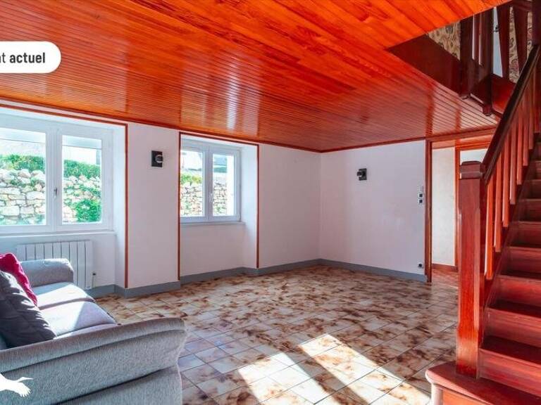 Maison en pierre de 4 pièces principales — photo 1