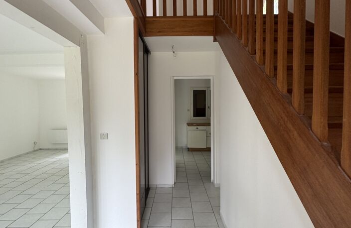 Vente Maison/villa 6 pièces — photo 2