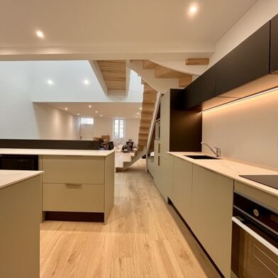 Maison 5 pièces 856080 €