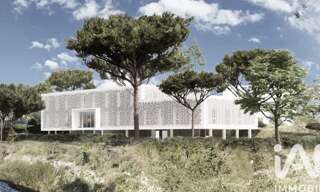 Immeuble  1049 m² à vendre à Les Angles (30133)