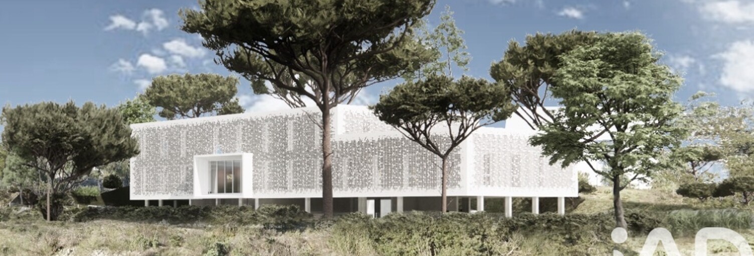 Immeuble  1049 m² à vendre à Les Angles (30133)