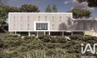 Immeuble  1049 m² à vendre à Les Angles (30133)