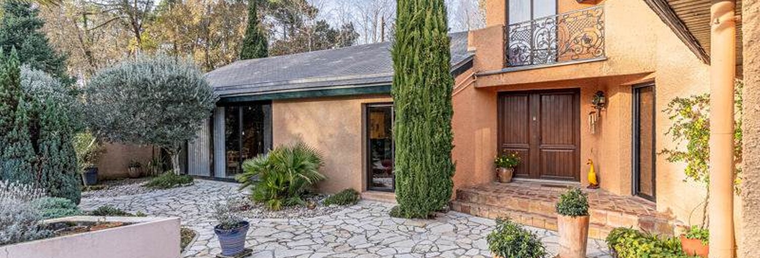 Maison 7 Pièces 205 m² à vendre à Le Pian-Médoc (33290)