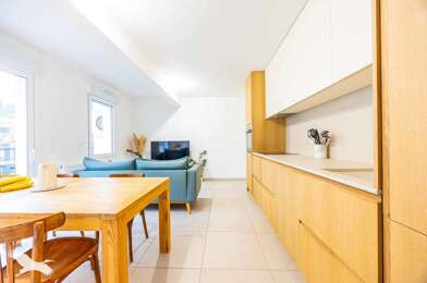 Appartement 3 pièces 298452 €