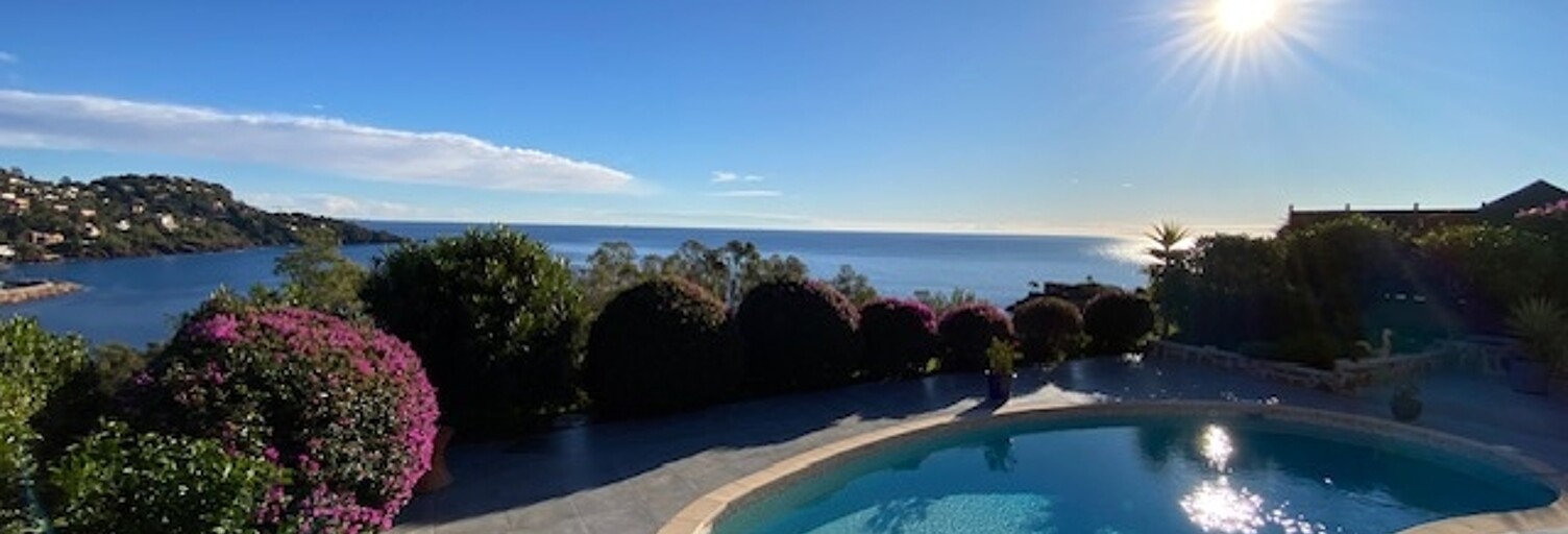 Maison 7 Pièces 219 m² à vendre à Saint-Raphaël (83530)