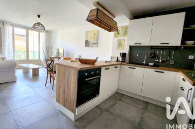 Appartement 3 pièces 126000 €