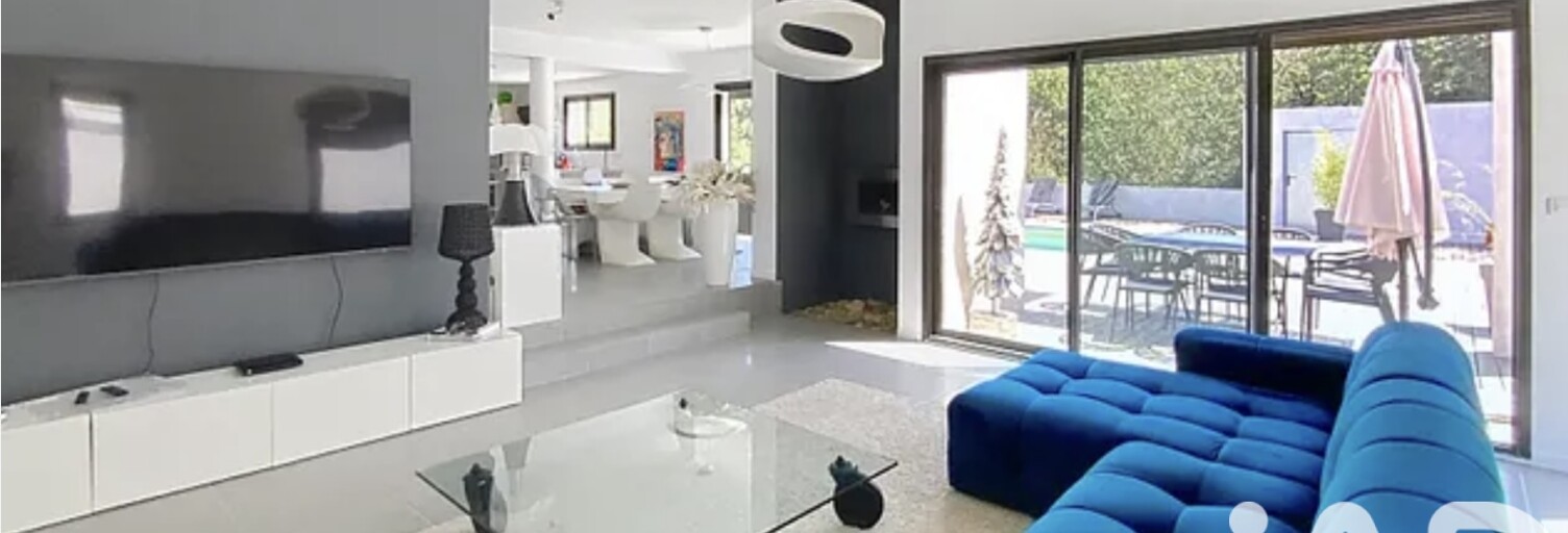 Maison 5 Pièces 196 m² à vendre à Corneilhan (34490)