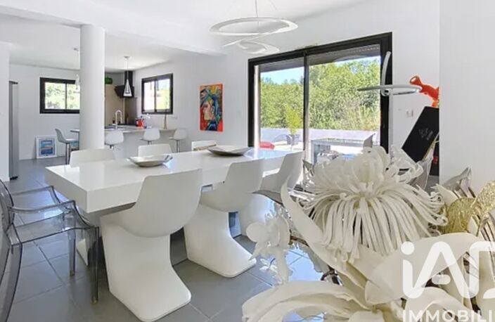 Vente Maison/villa 5 pièces — photo 4