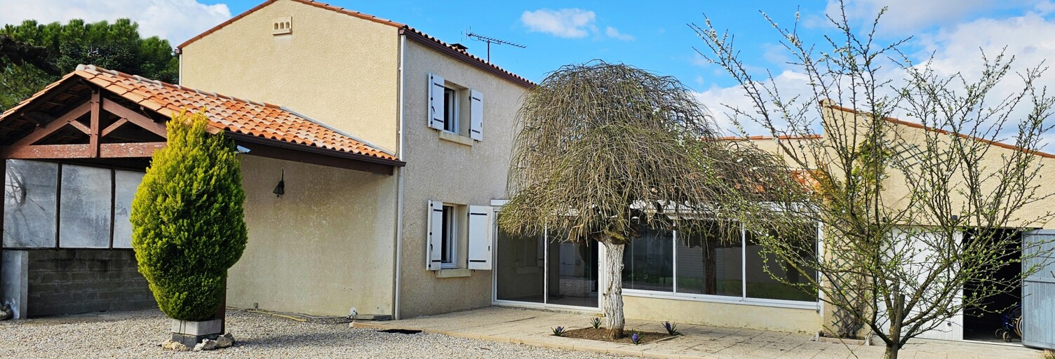 Maison 5 Pièces 103 m² à vendre à Châteaubernard (16100)