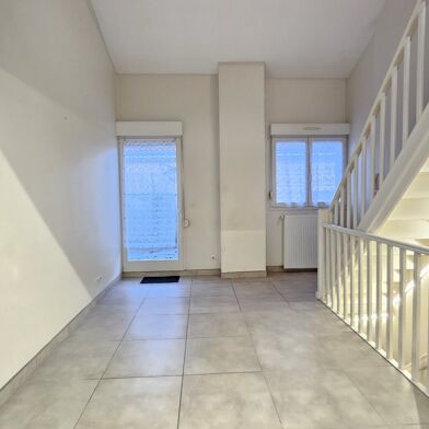 Appartement 4 pièces 132000 €