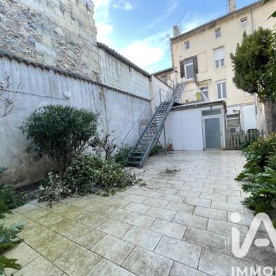 Appartement 3 pièces 745 €